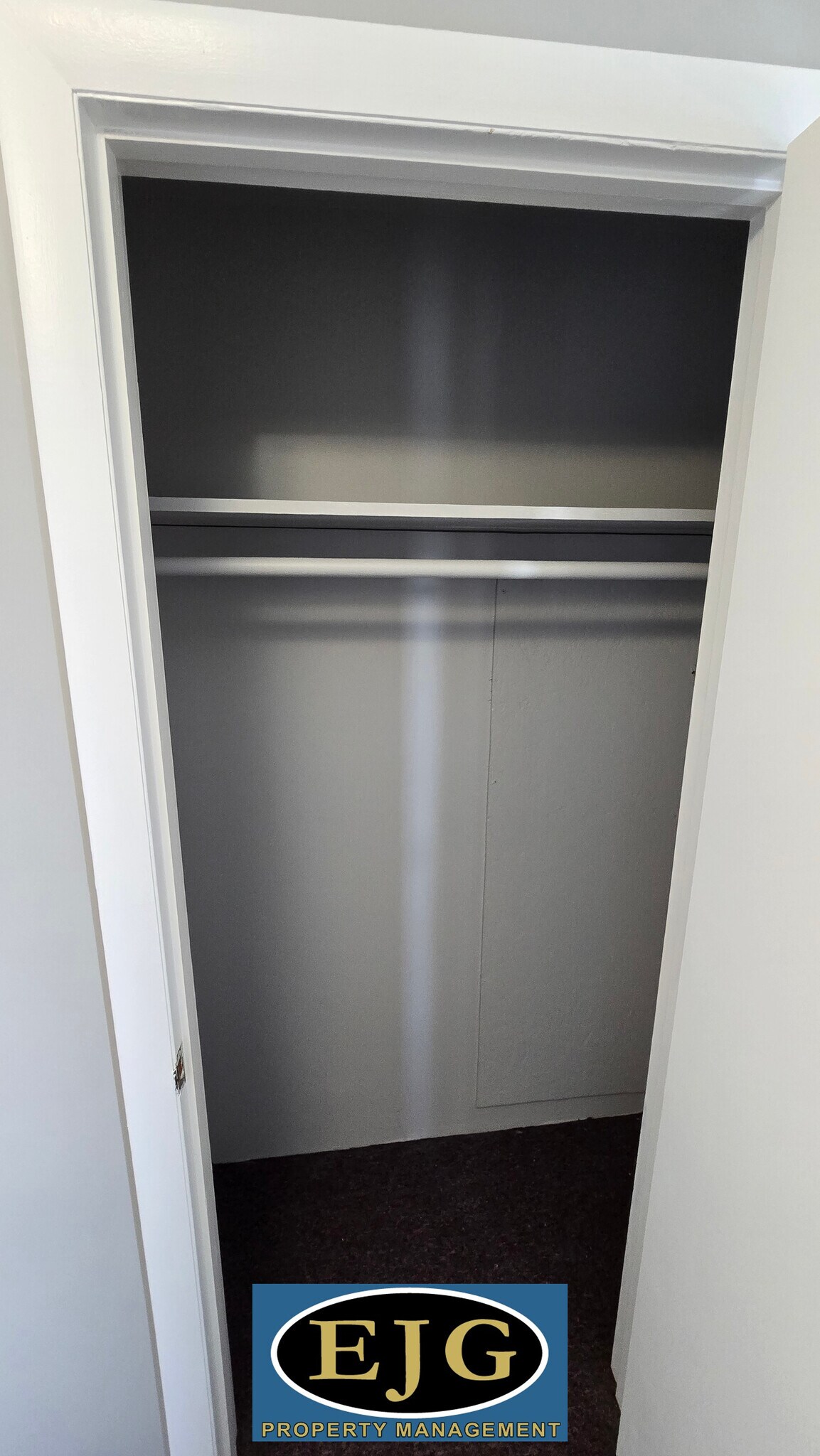 Building Photo - 26 Ledge St