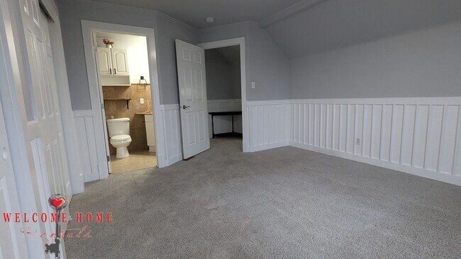 Building Photo - 4520 S Thompson Ave