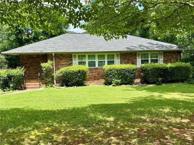 Building Photo - 482 Plantation Rd SW