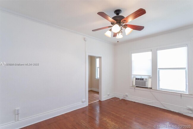 Building Photo - 126 Mendoza Ave
