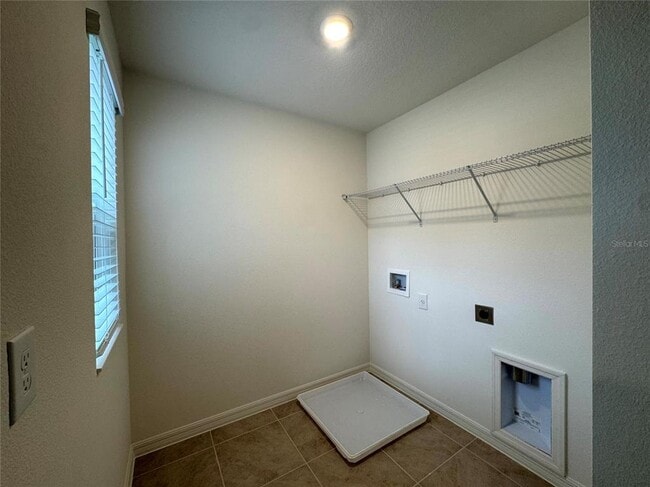 Building Photo - 3138 Sanctuary Dr