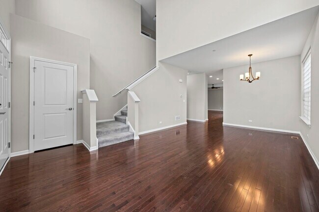 Building Photo - 1998 Shermer Rd