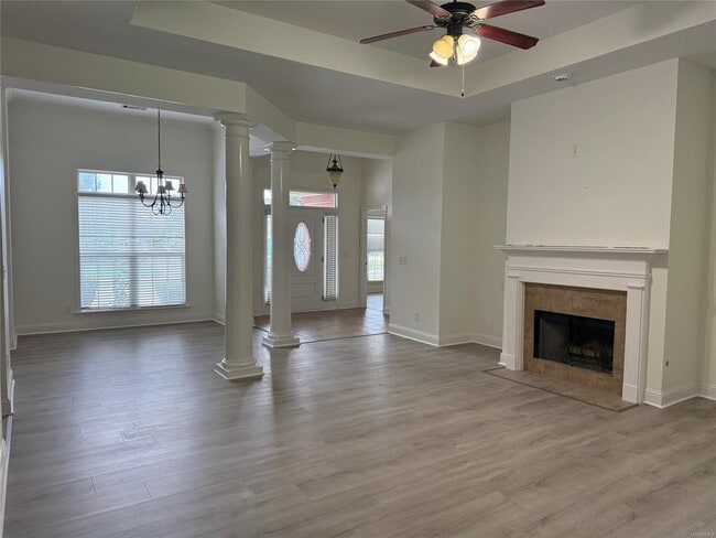 Building Photo - 9832 Helmsley Cir