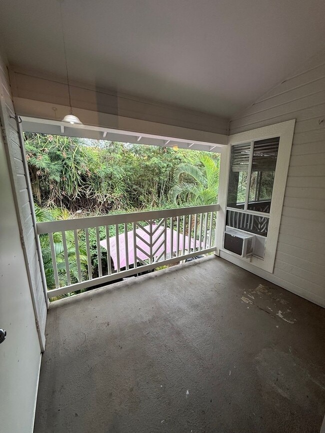 Building Photo - $2,500 / 2br - 2 bath, Condo with Lanai (K...