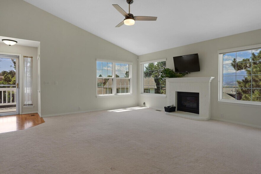 Building Photo - 2310 Elite Terrace