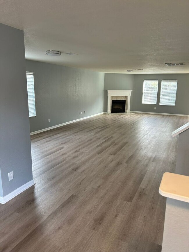 Building Photo - Madison City - County Line Road -Redstone Arsenal Gate 7