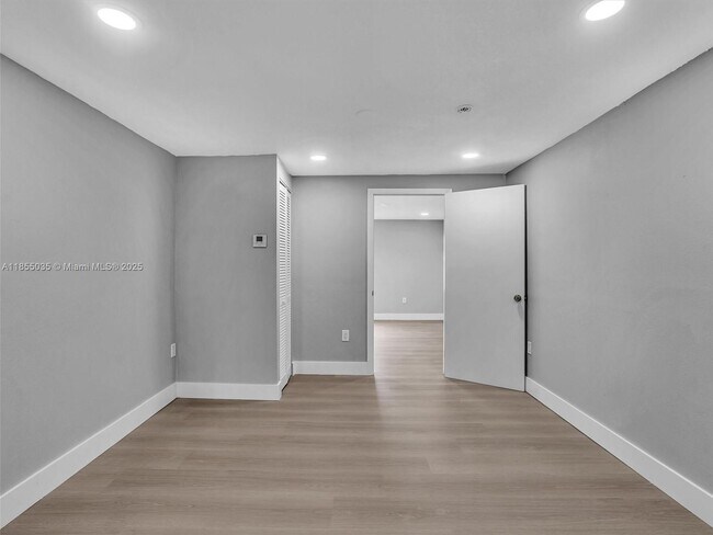 Building Photo - 19021 NW 23rd Ct