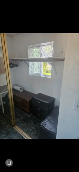 Building Photo - 5008 Briercrest Ave