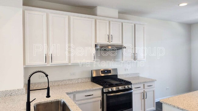 Building Photo - 4444 Monroe Ct