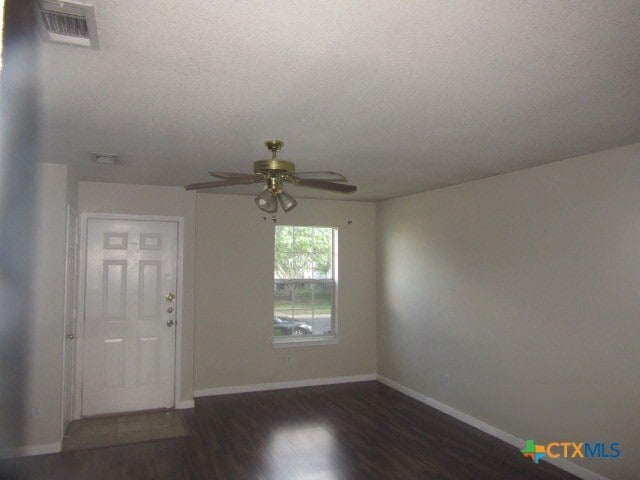Building Photo - 1213 Fox Creek Dr