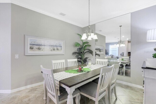 Building Photo - 14071 Heritage Landing Blvd