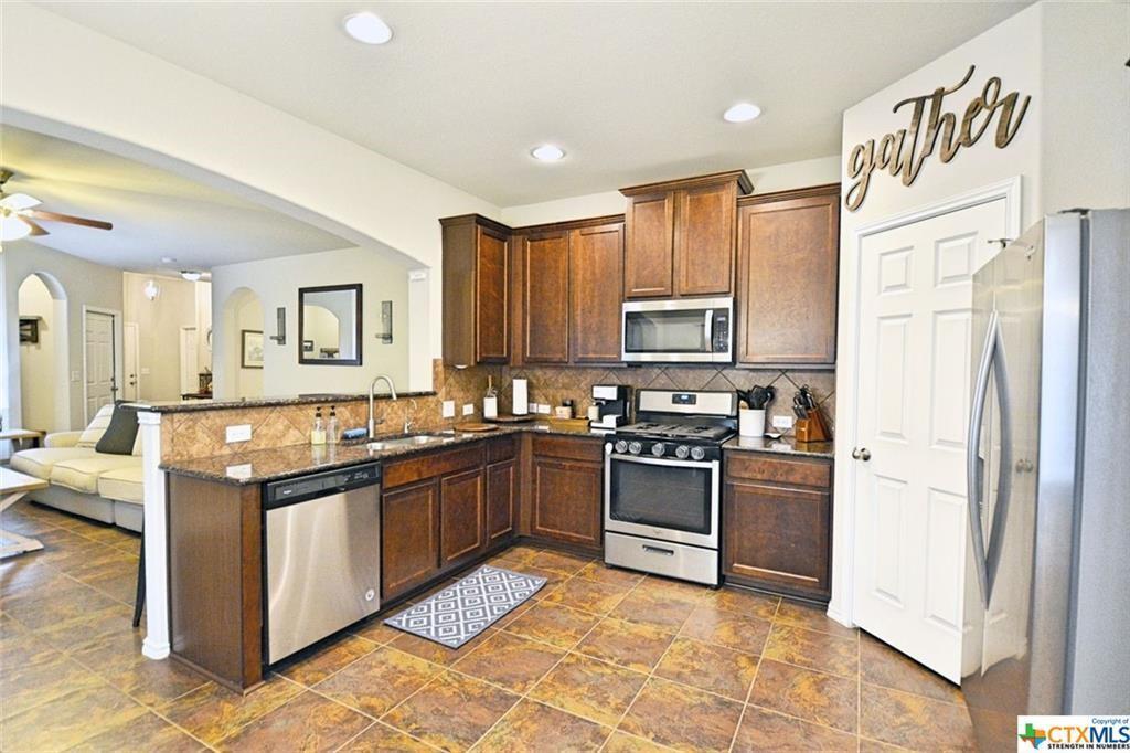 Building Photo - 362 Limerick Rd