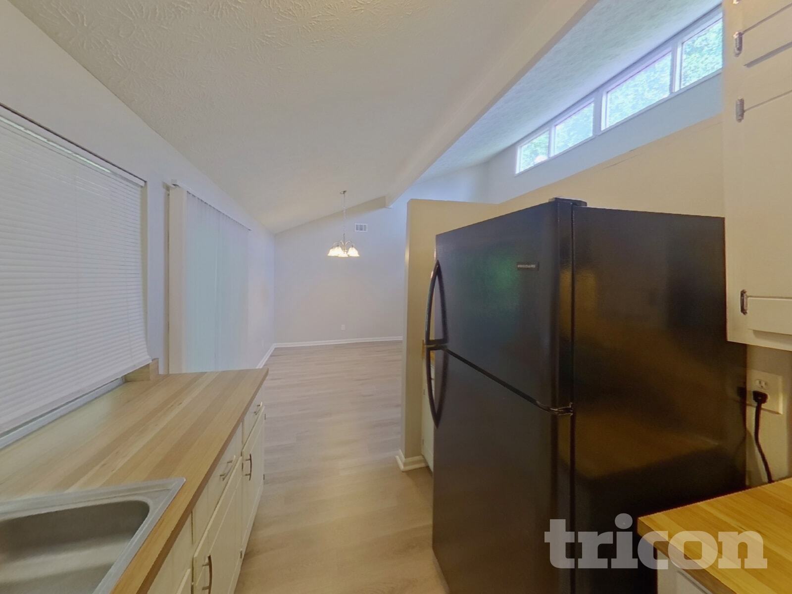 Building Photo - 3224 Creekwood Dr