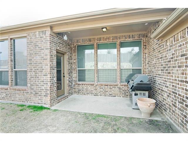 Building Photo - 309 Oak Point Dr