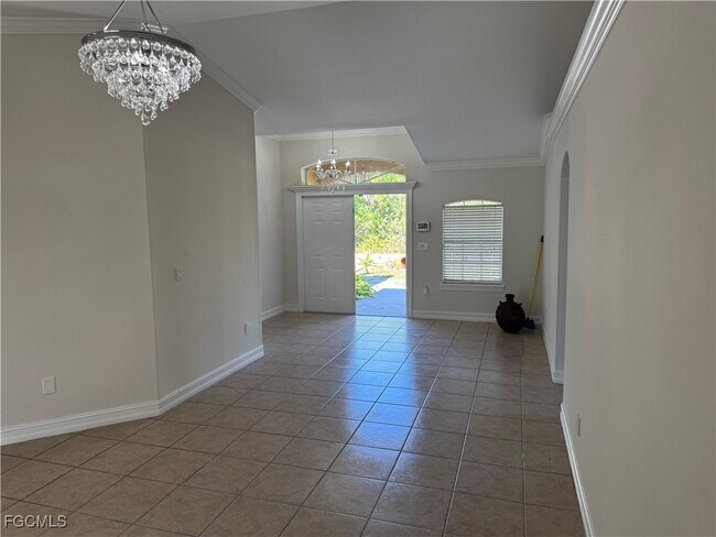 Building Photo - 3109 32nd St W