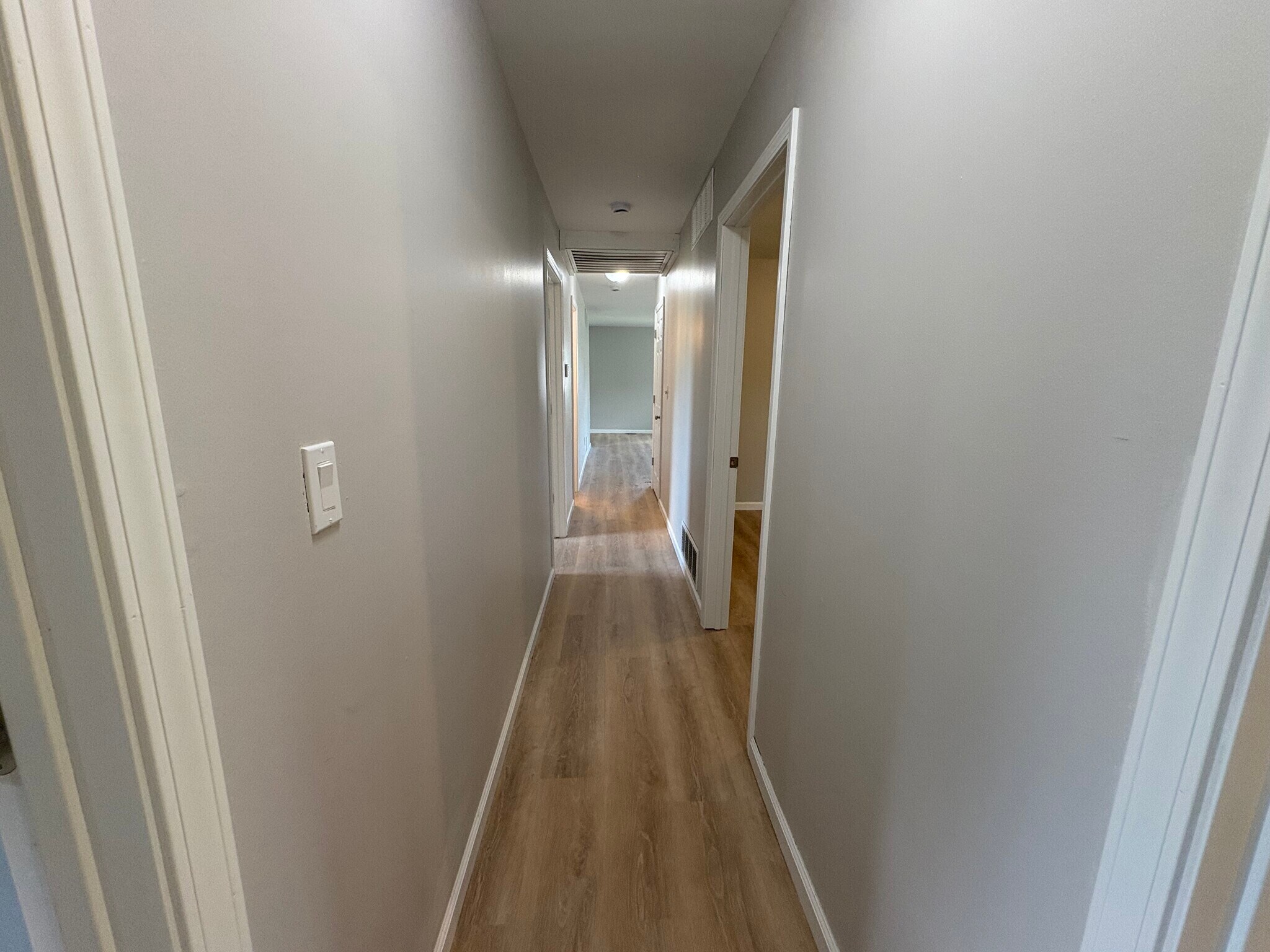 Building Photo - 663 Gibbard Ave