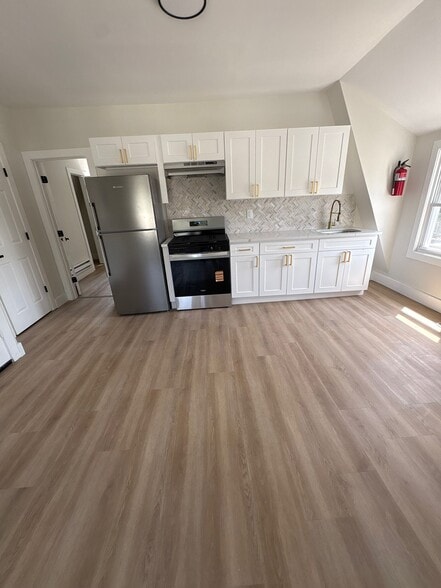 Primary Photo - 49 Rosehill Pl