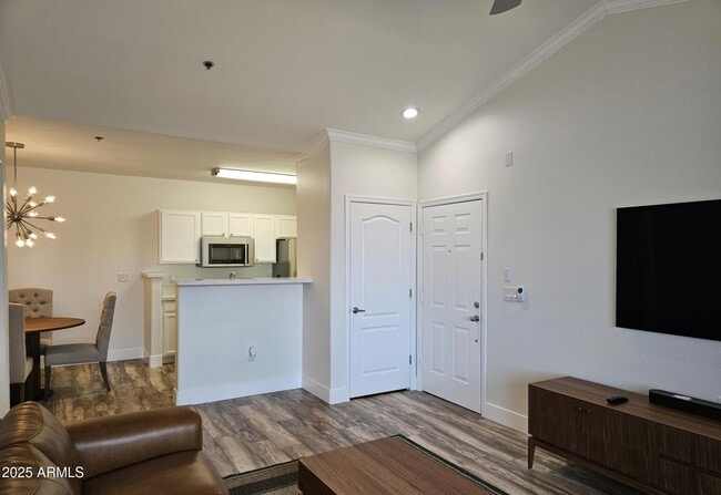 Primary Photo - 2134 E Broadway Rd