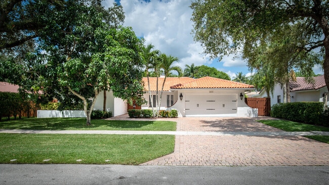 Building Photo - 20777 Soneto Dr