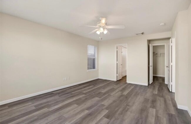 Building Photo - 10635 Goldfinch Rd