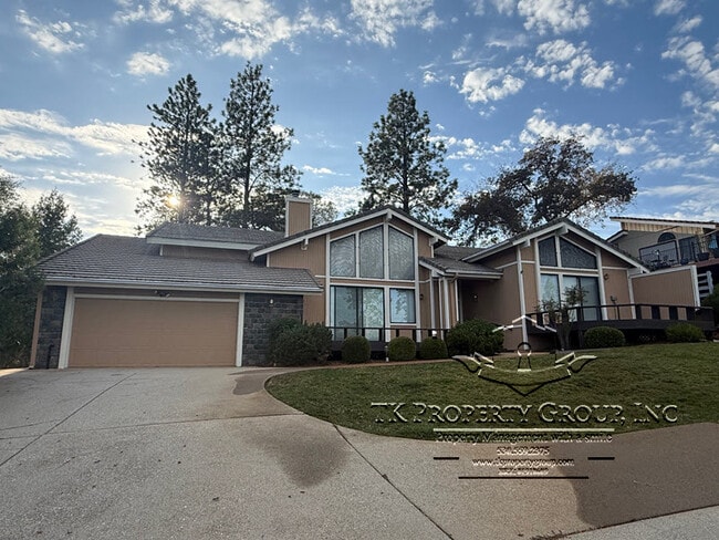 Building Photo - 17574 Patricia Way