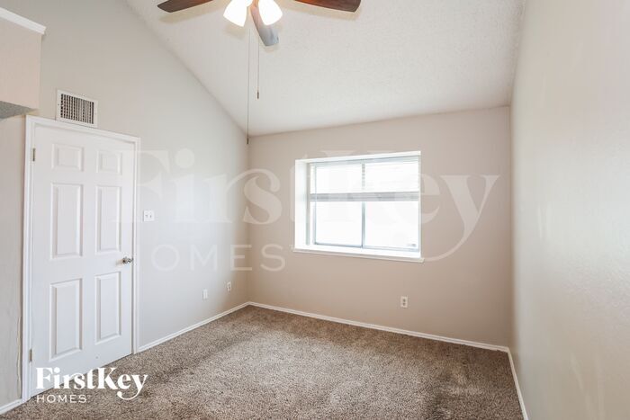 Building Photo - 5536 Stone Meadow Ln
