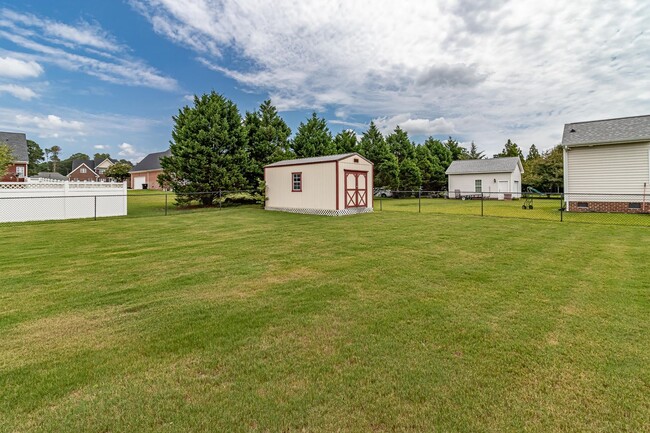 Building Photo - 109 Beatrice Dr
