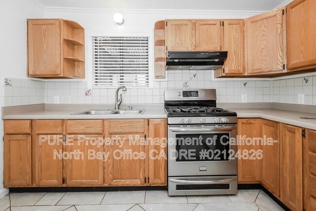 Building Photo - 1426 Olive St