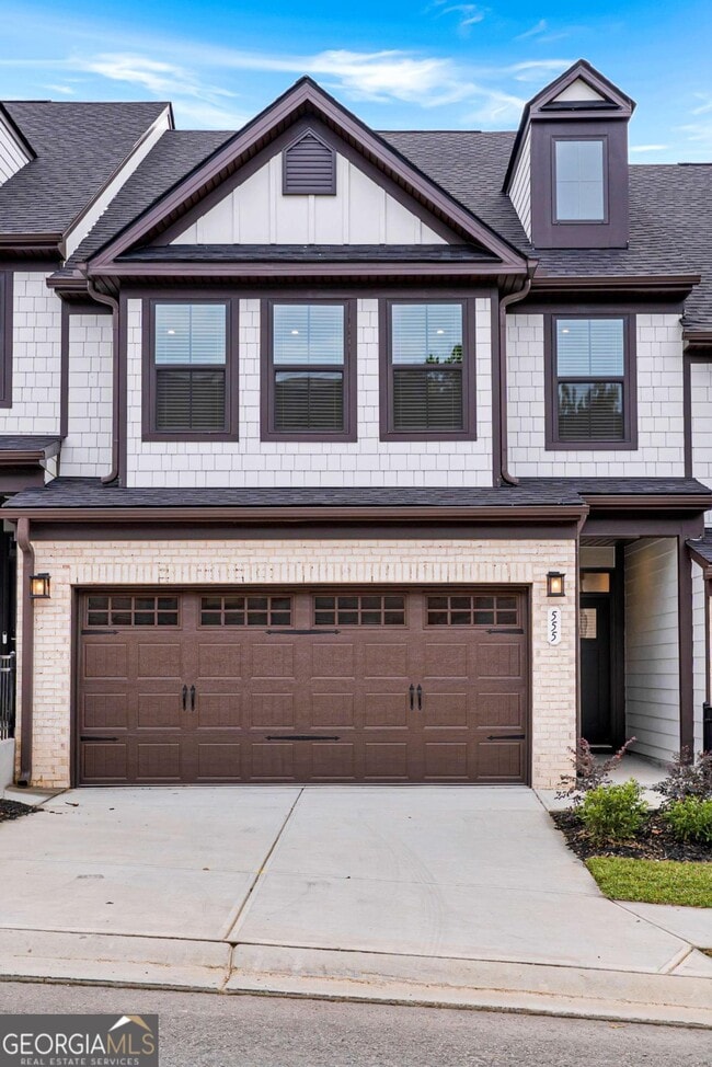 Building Photo - 555 Thatch Ter