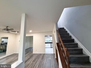 Building Photo - 14934 Lady Madonna Ct