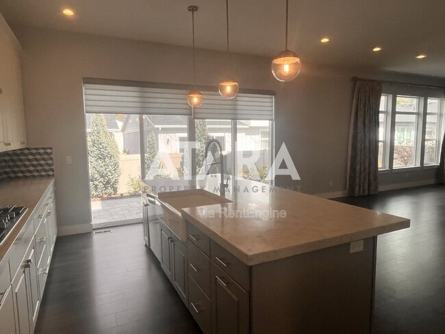 Building Photo - 9167 S Galette Ln