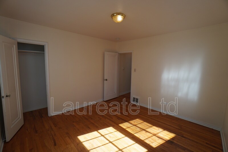 Building Photo - 2425 S Humboldt St