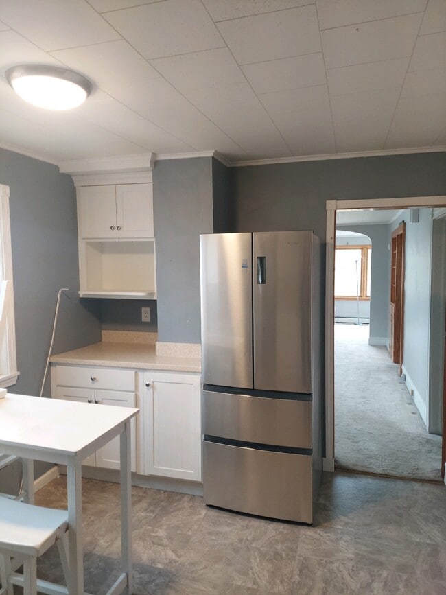 Building Photo - 74 Diamond Ave