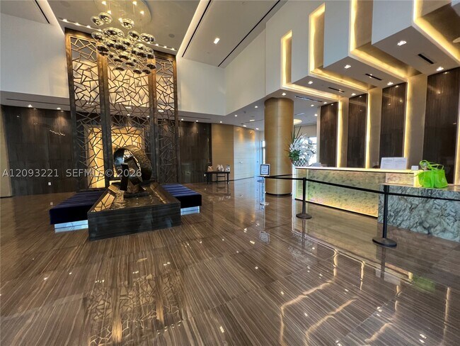 Building Photo - 17301 Biscayne Blvd