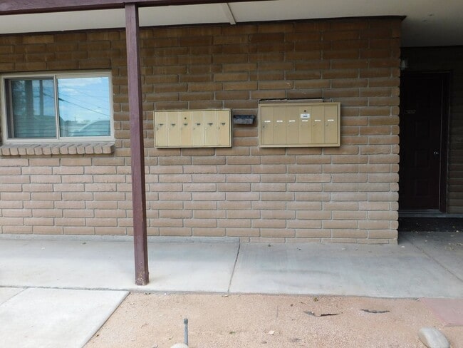 Building Photo - 1302 Glenwood Ave
