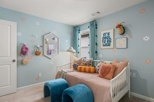 Building Photo - 16 Red Dragon Dr