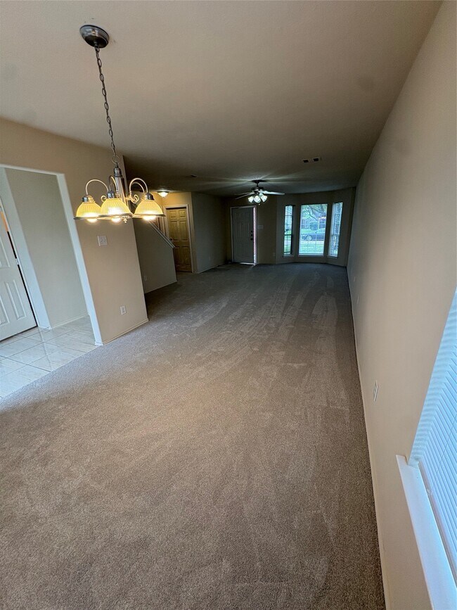 Building Photo - 13826 Fort Nelson Dr