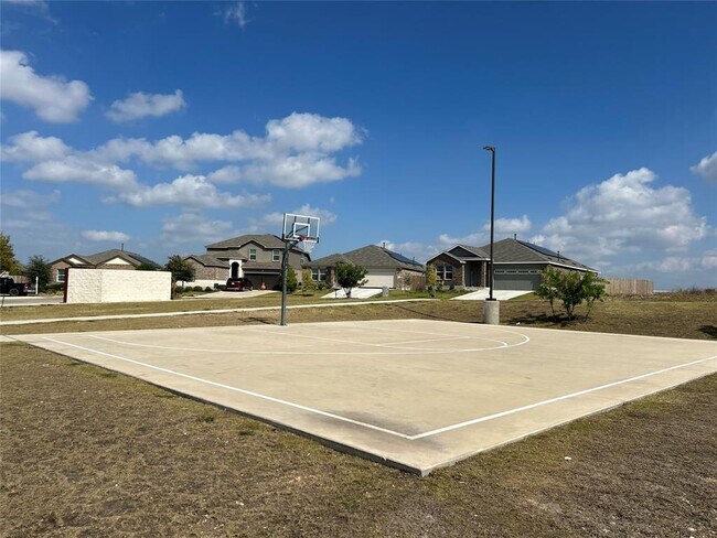 Building Photo - 341 Escondido Cir