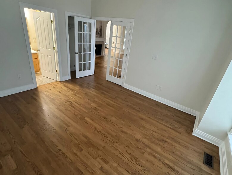 Primary Photo - 259 W Ocean View Ave