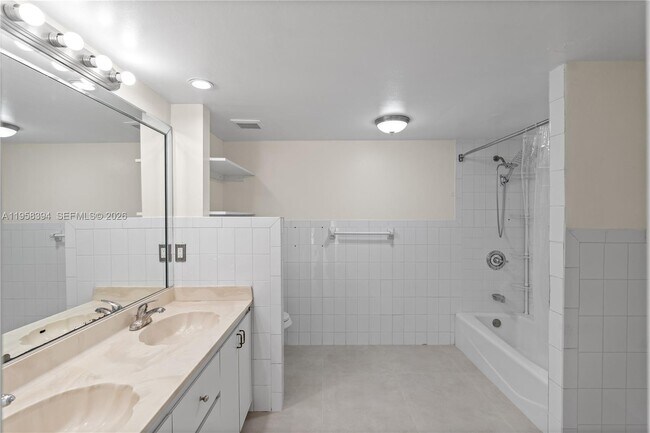 Building Photo - 6907 SW 115th Pl