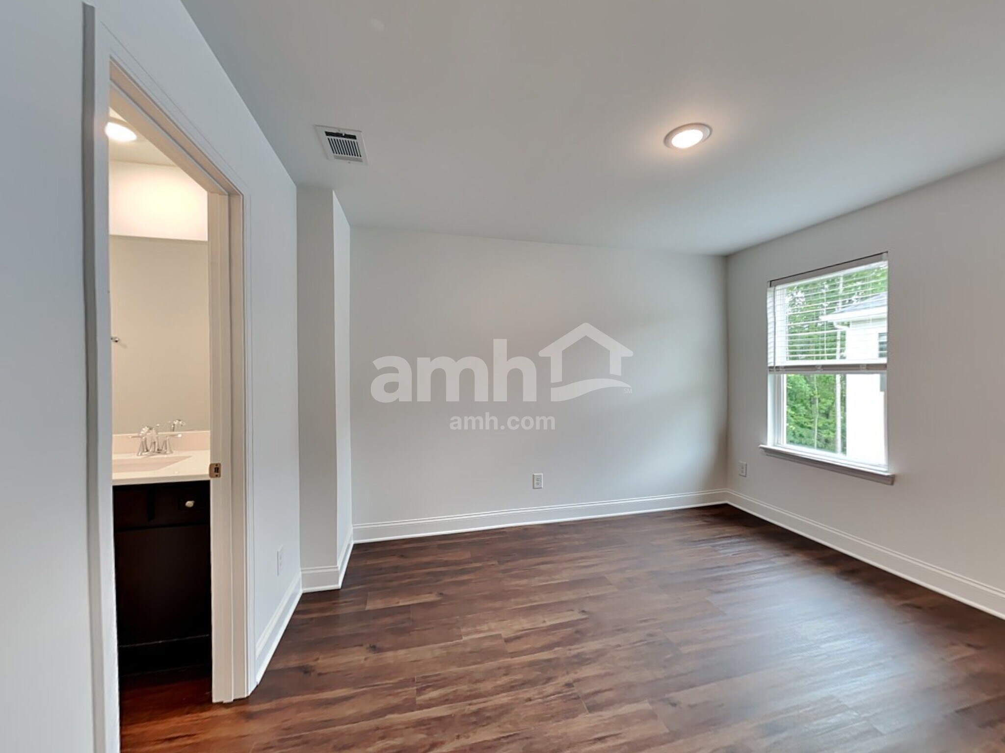 Building Photo - 5327 Pebble Bridge Way