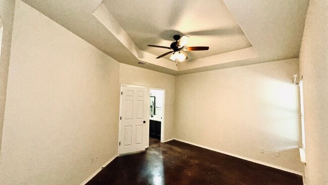 Building Photo - Beautiful 3 bedroom near Potranco!