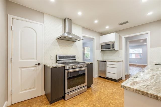 Building Photo - 2732 Mateur St