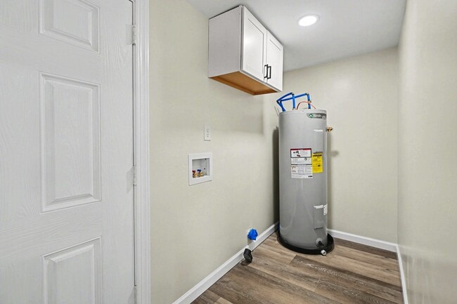 Building Photo - 1144 Front St