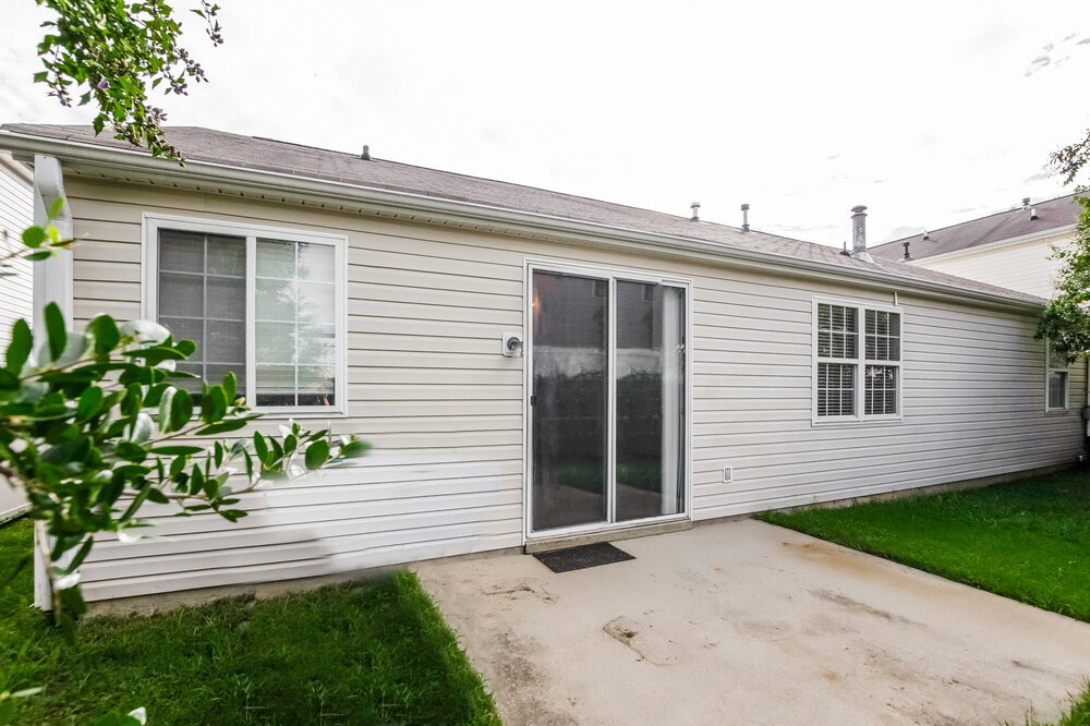 Building Photo - 8707 Meadowmont View Dr