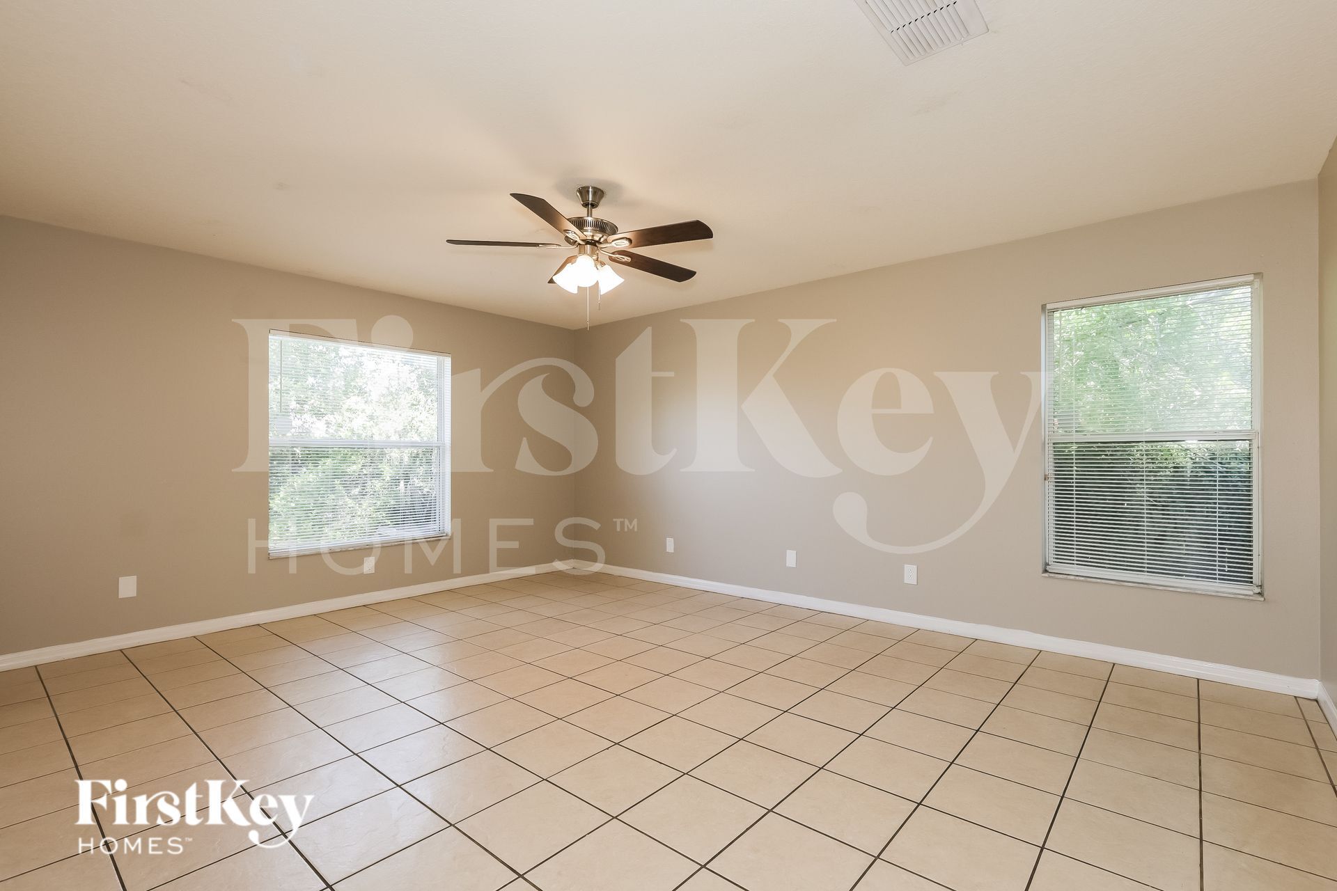 Building Photo - 1212 E 108th Ave