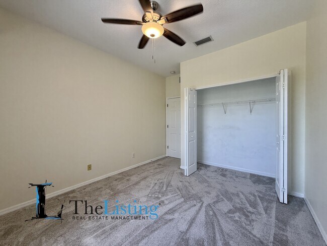 Building Photo - 4052 Alan Dr