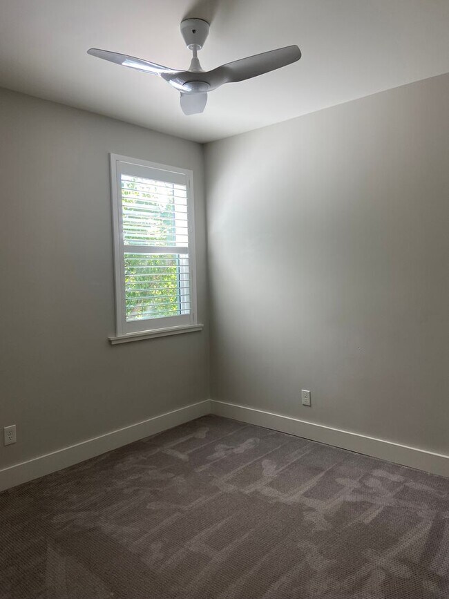 Building Photo - Beautifully remodeled 3 Bdrm+Master retrea...