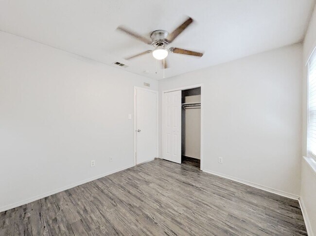 Building Photo - 602 Heritage Hill Dr