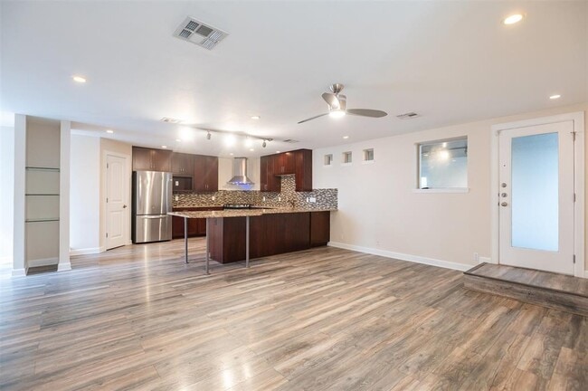 Building Photo - 1514 Betty Jo Dr
